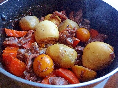 里芋と卵とキンカンごろごろ鶏モツ煮